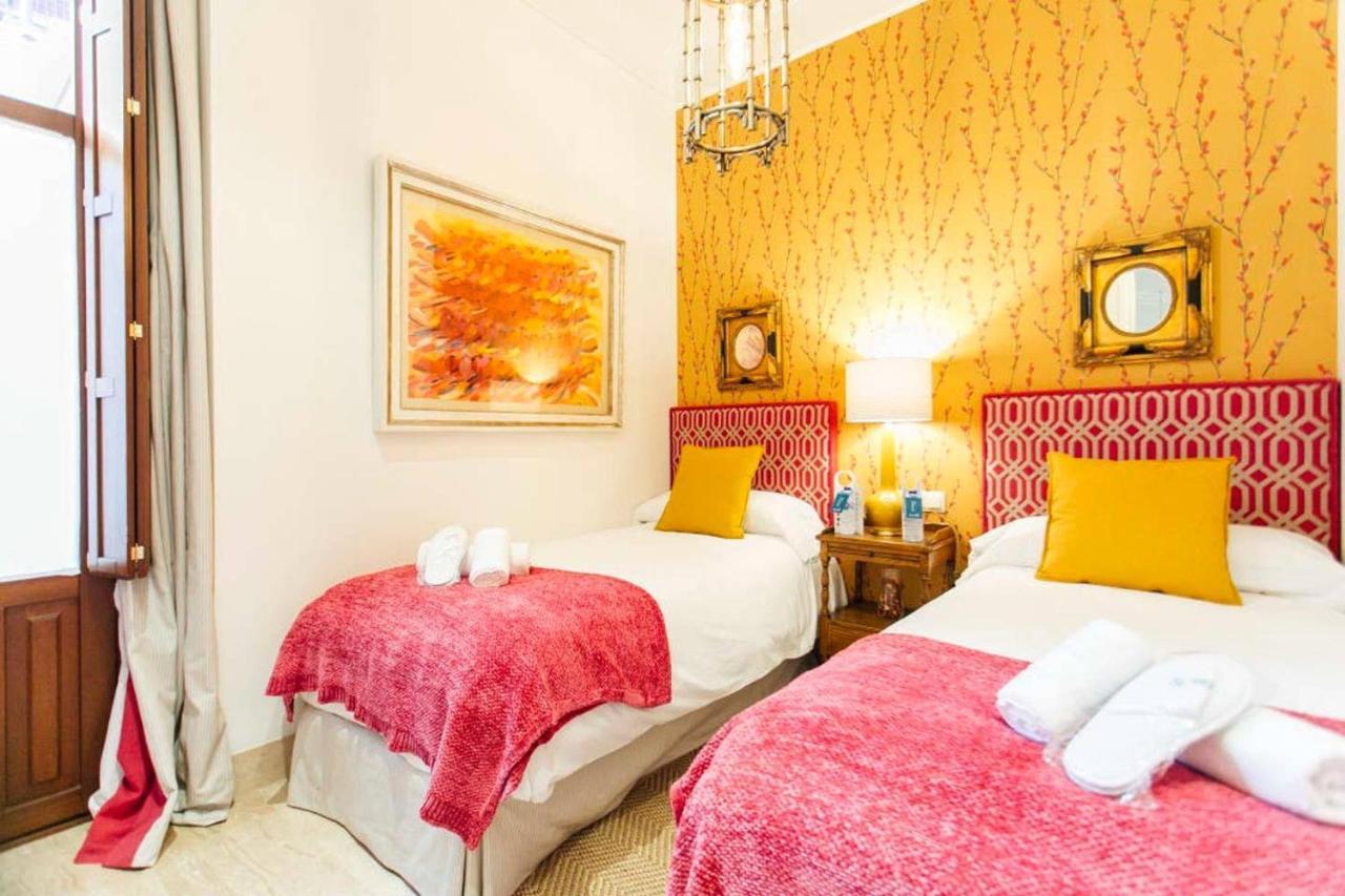 세비야 New With Height- 2Bd 1Bth- Pajaritos 아파트 외부 사진