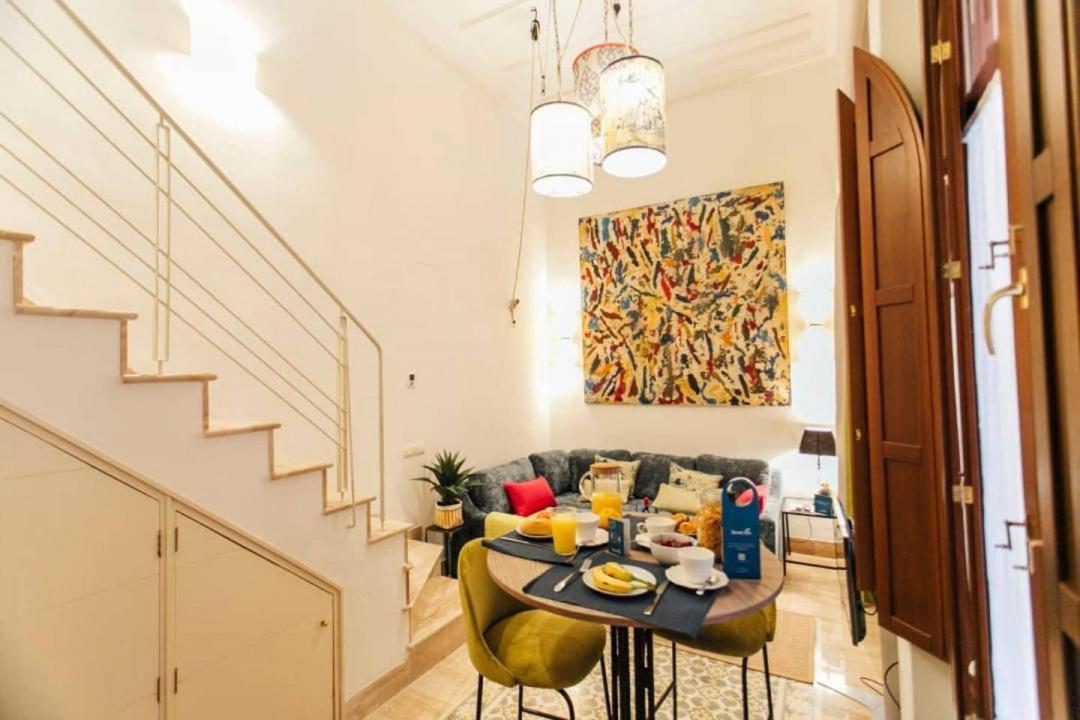 세비야 New With Height- 2Bd 1Bth- Pajaritos 아파트 외부 사진